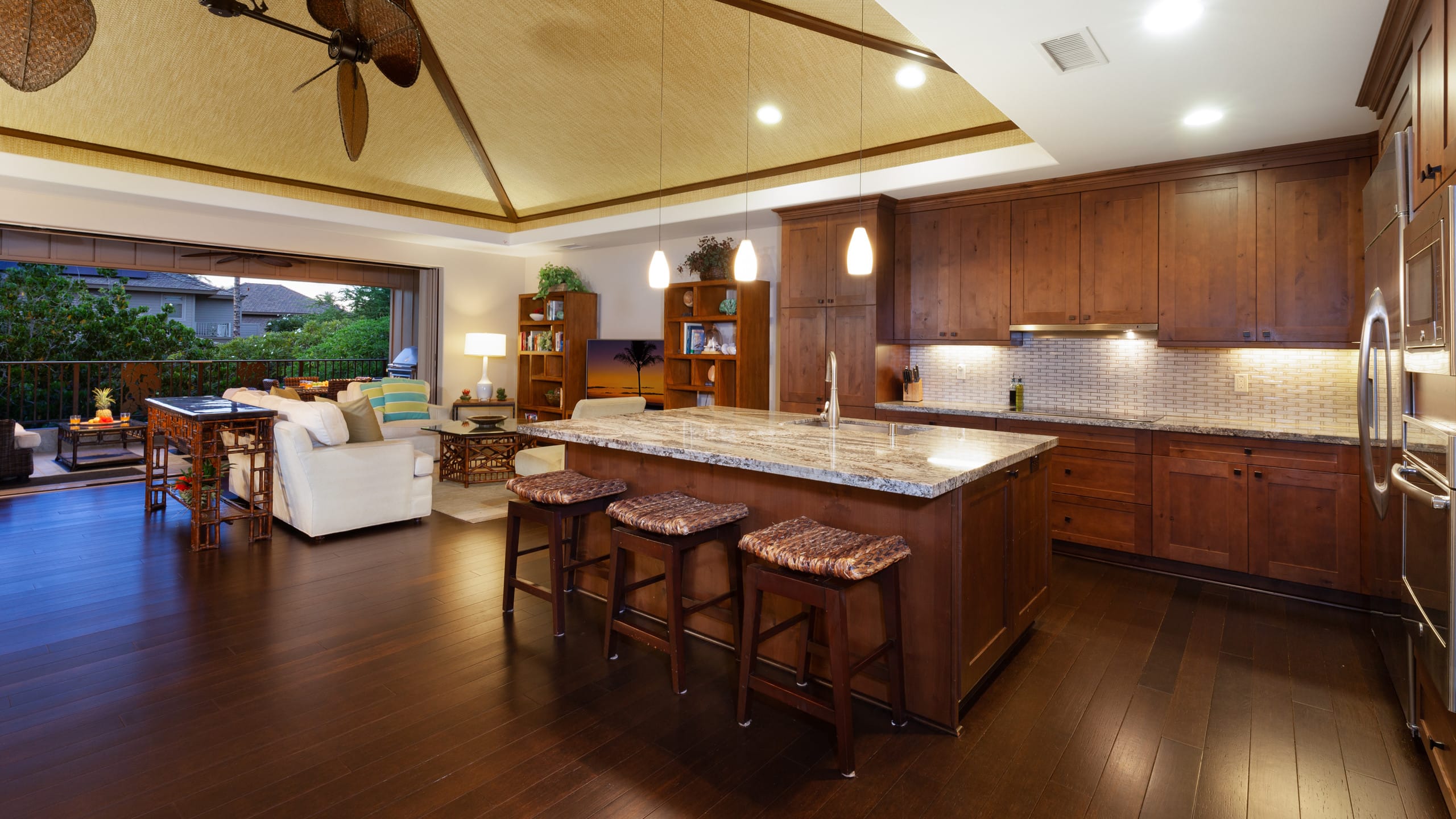 Home in Waimea · ★5.0 · 4 bedrooms · 6 beds · 3.5 baths - Image 6