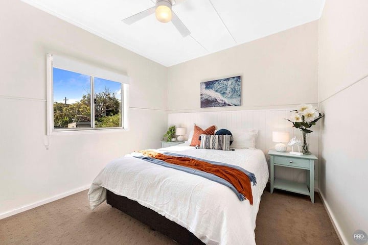 Двойна спалня