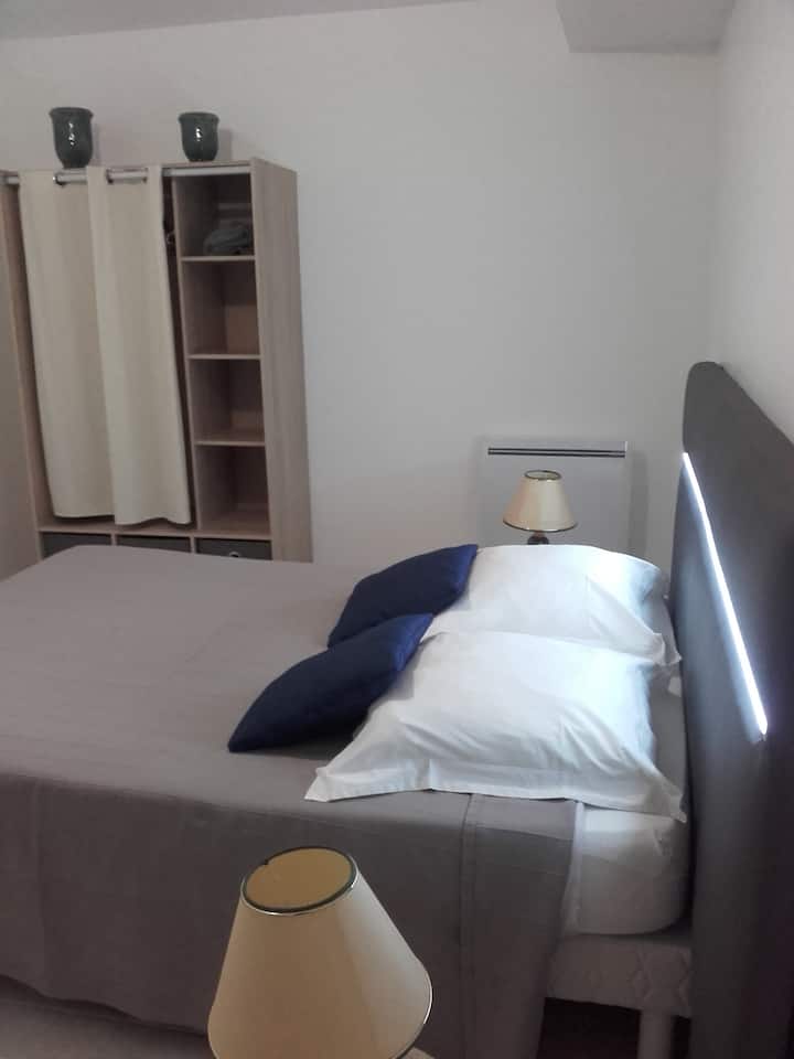 Spavaća soba 1
