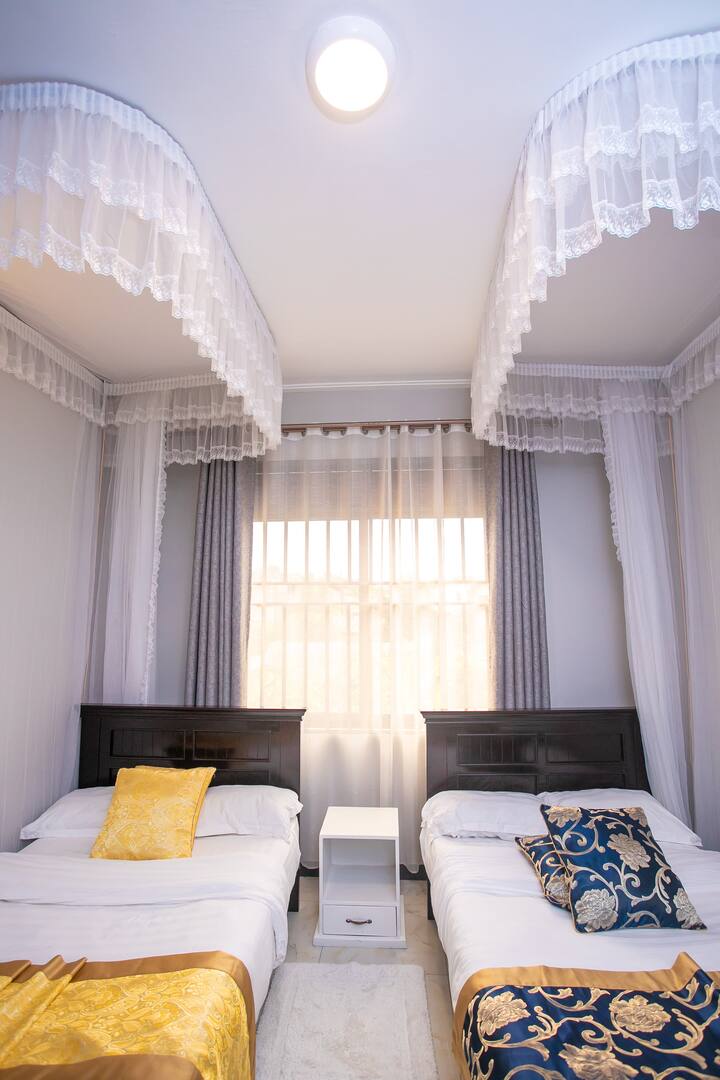 חדר שינה שלישי (רווקים)