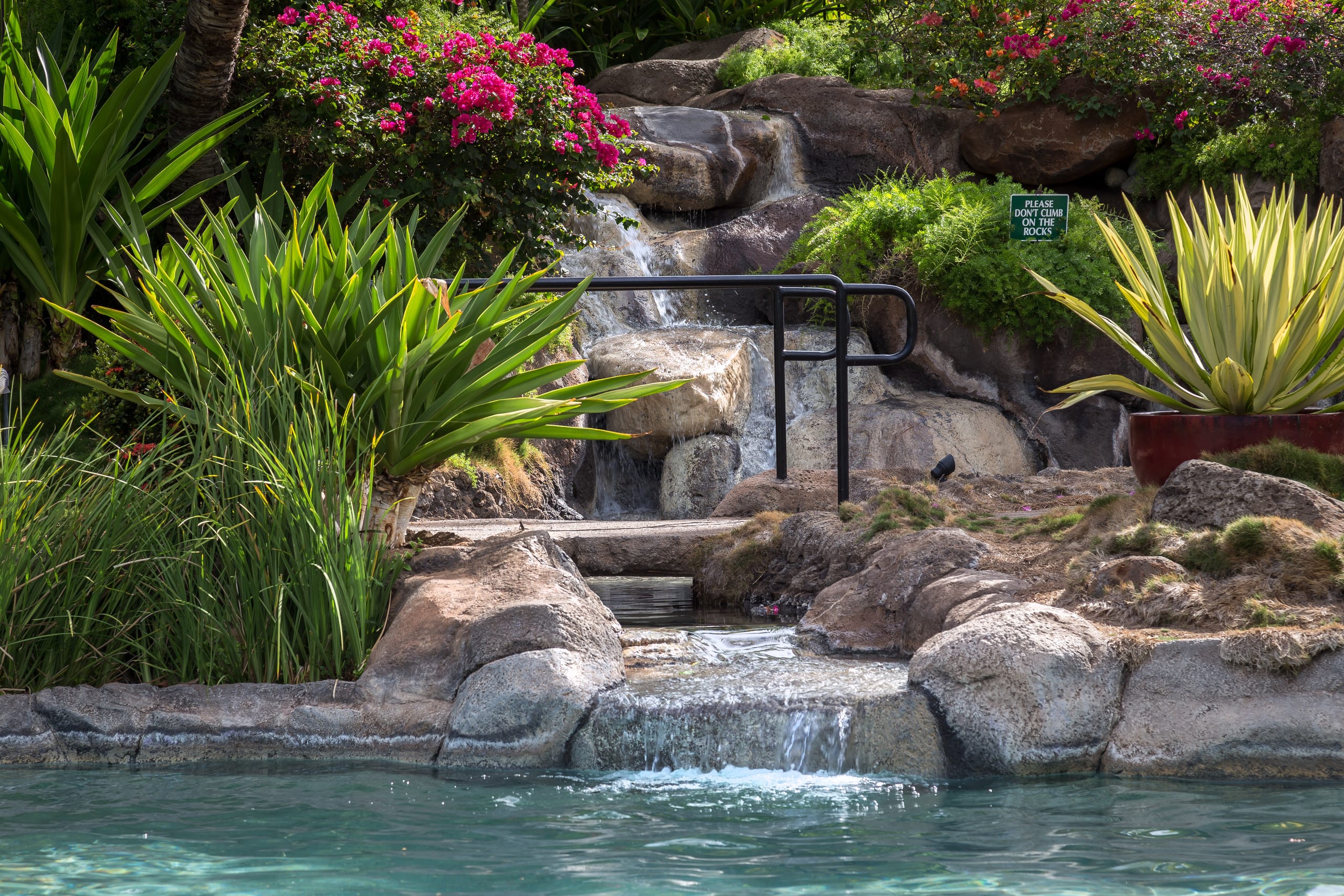 Condo in Kihei · ★4.98 · 2 bedrooms · 4 beds · 2 private baths - Image 2