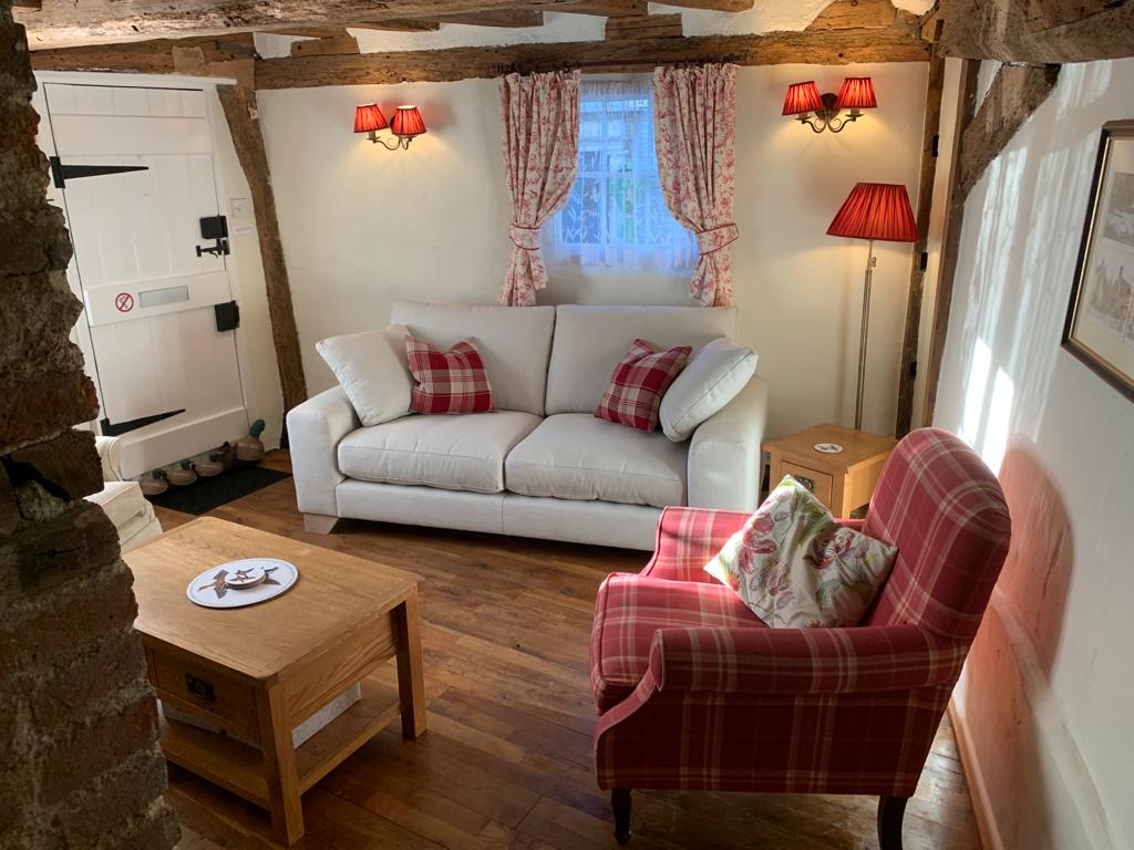 Popular Airbnb listing: 15th Century Cottage in Essex in Uttlesford