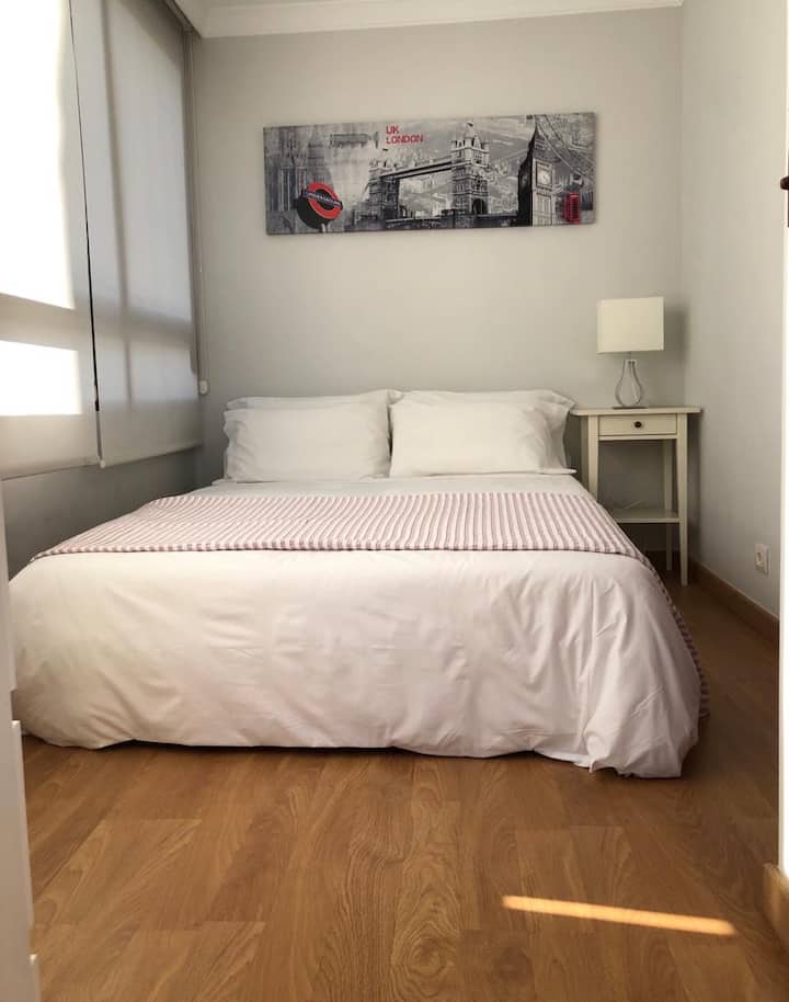 מעונות 3. (ספה נפתחת)