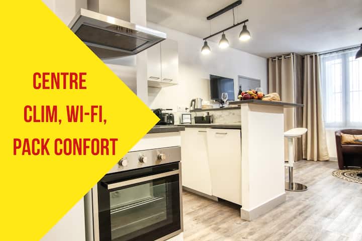 Center: Air conditioning, Wi-Fi, Comfort pack