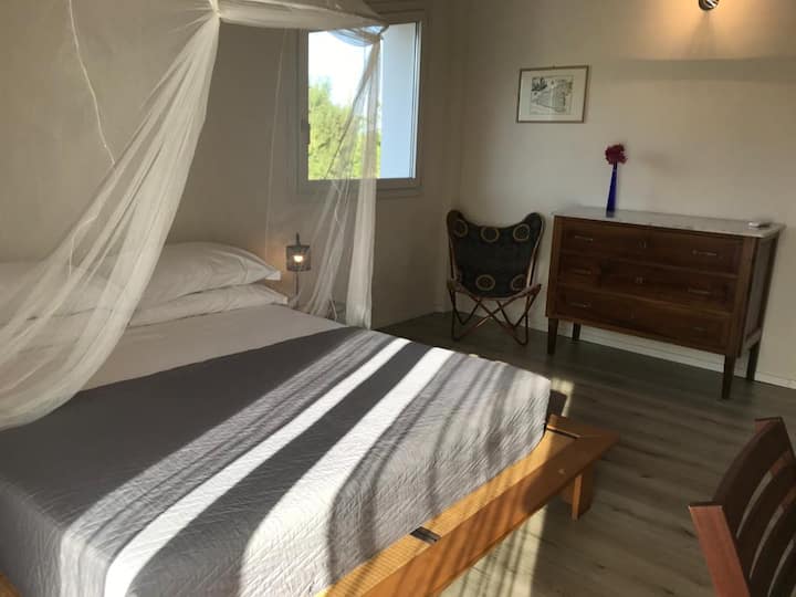 Chambre et vieux mobilier traditionnel sicilien