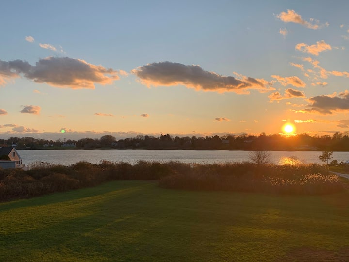 Coastal Charm! Houses for Rent in Tiverton, Rhode Island, United