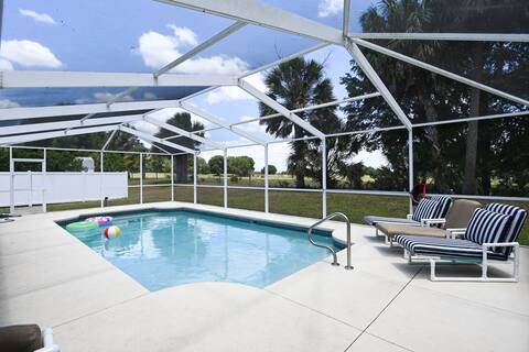 Spacious 5 bedroom, family vacations