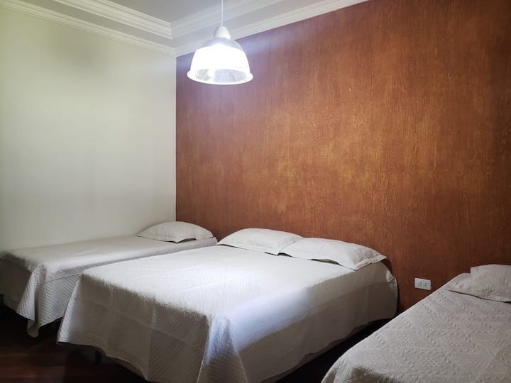 Camera 02, al primo piano.