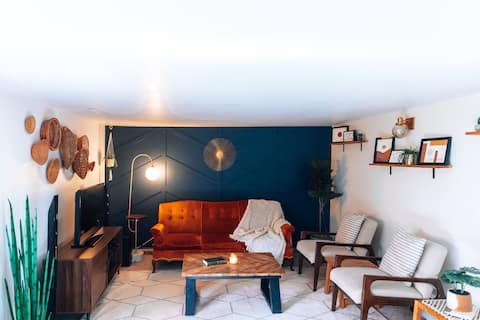 Successful Airbnb property: The Hobbit House (Hot Tub) in Manitoba