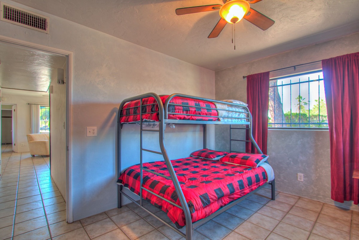 غرفة النوم 1