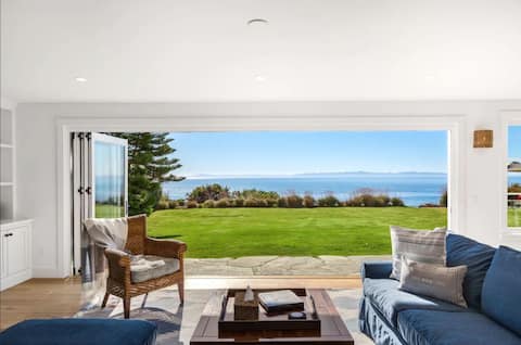 Shoreline Bliss: Oceanfront - Walk to Beach - Dogs