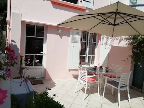Top Airbnb: Vacation home in Sainte-Marine in Combrit