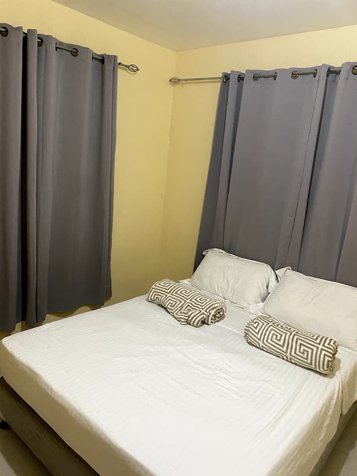 ห้องนอนใหญ่