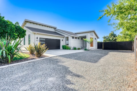 Designer Home in Central Sacramento