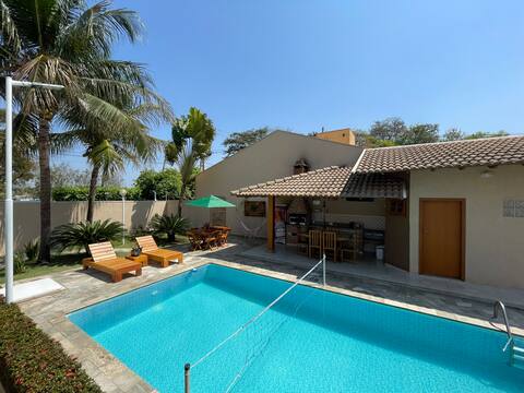 Full house for lodging and leisure in Rio Preto