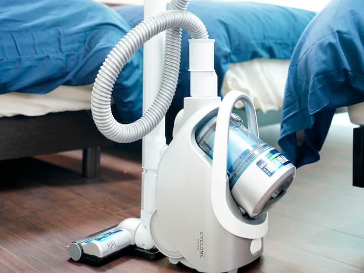 ・ Habitación 301: aspiradora tipo ciclón
