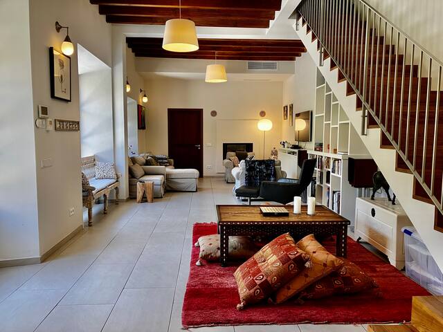 Renovated farmhouse with large saltwater pool gallery image 4