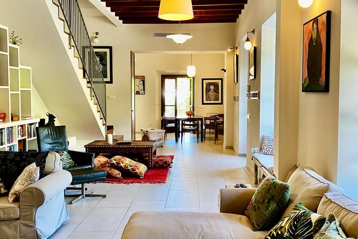 Renovated farmhouse with large saltwater pool gallery image 5