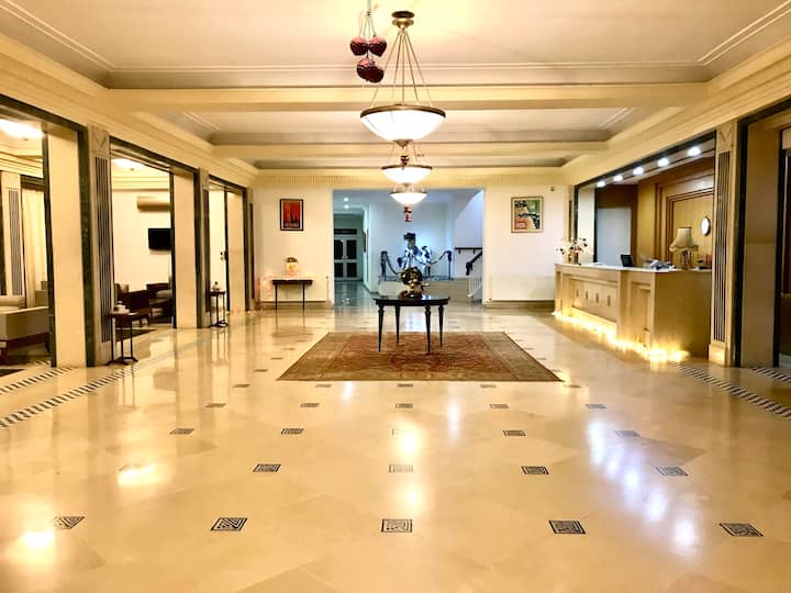 Residence Royal Deluxe (2 bedrooms) Serviced apartments for Rent in