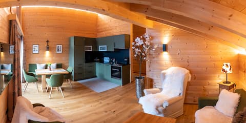 Romantic attic suite for 2 (adults only)