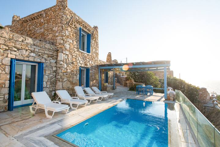 Villa Pirgaki, Mykonos Rocky Villas gallery image 2