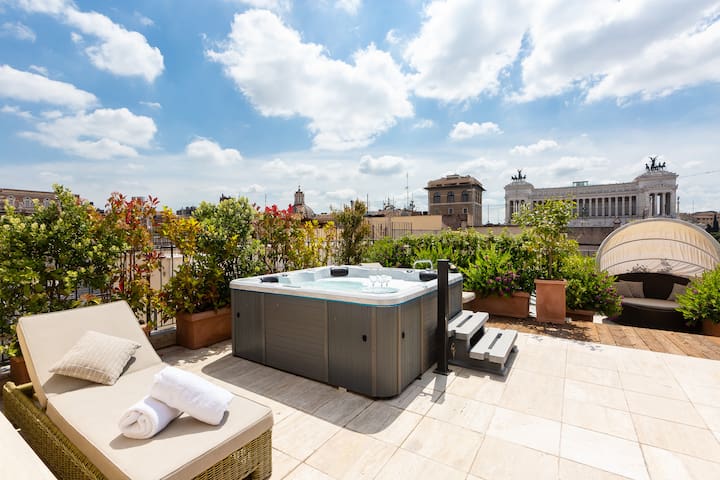 Amazing Penthouse Piazza Venezia