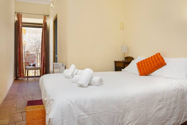 Beaches! Chic, modernized “castle” & apt, with A/C gallery image 5