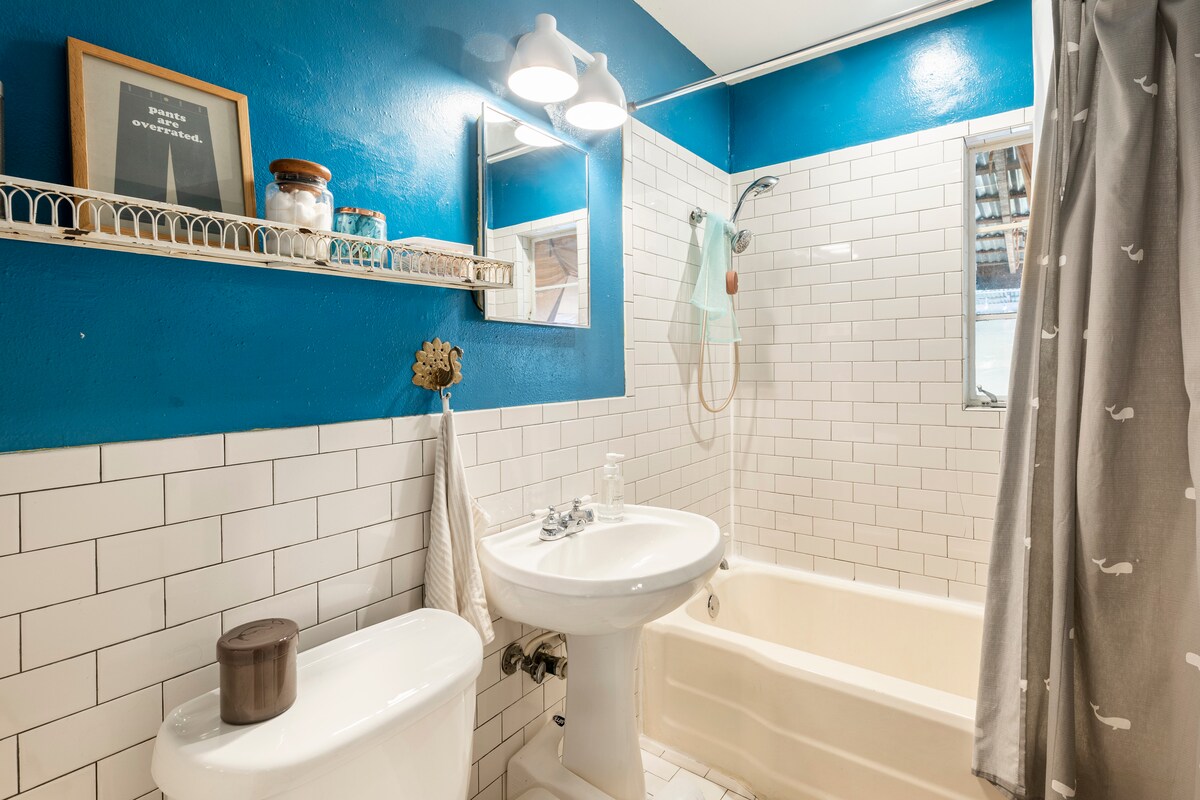 Hyde Park Cottage (Dog Friendly!)