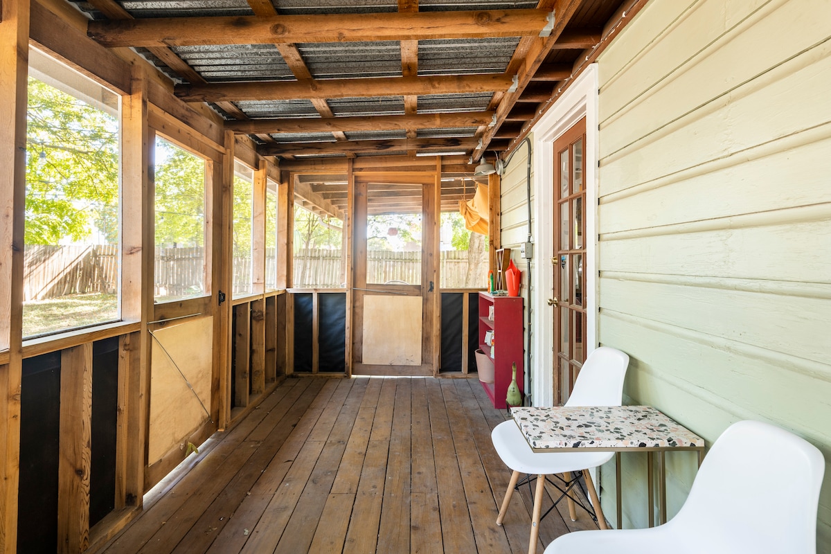 Hyde Park Cottage (Dog Friendly!)
