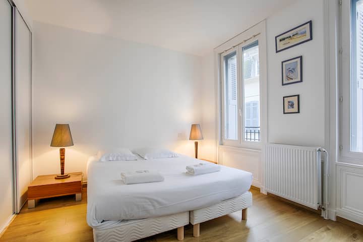 ห้องนอนอยู่ชั้น 1