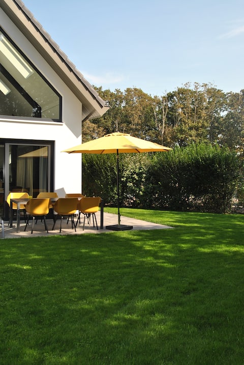 Lovely spacious energy neutral villa
