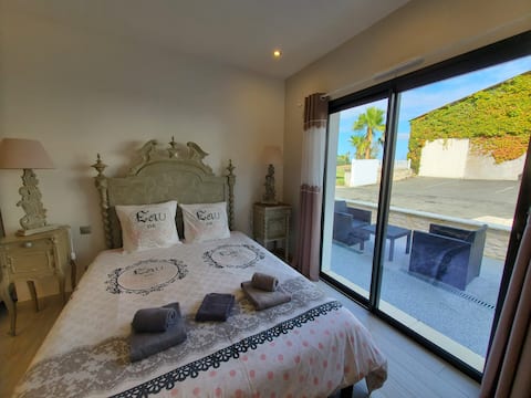 Les Cuves bed and breakfasts and gîtes Saintes