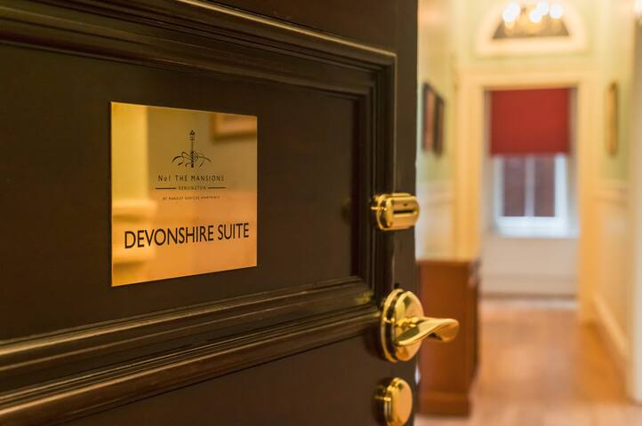 The Devonshire – Four Bedroom Apartment by Mansley gallery image 2