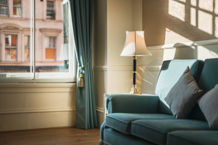 The Devonshire – Four Bedroom Apartment by Mansley gallery image 4