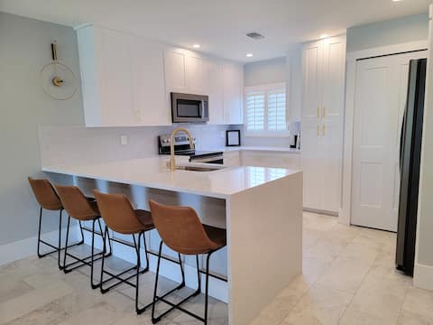 Saddlebrook Resort, 2B/2B Private Stay!