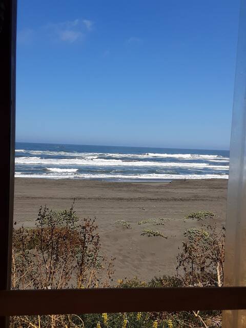 House in Rancura, First line to the ocean