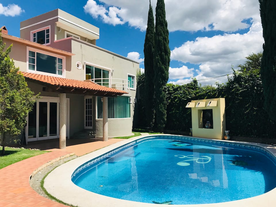 Top-earning Airbnb listing in San Martín de las Pirámides, 4 bedrooms