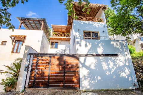 Top Airbnb: Entire House - Casa Las Chicas in Sayulita