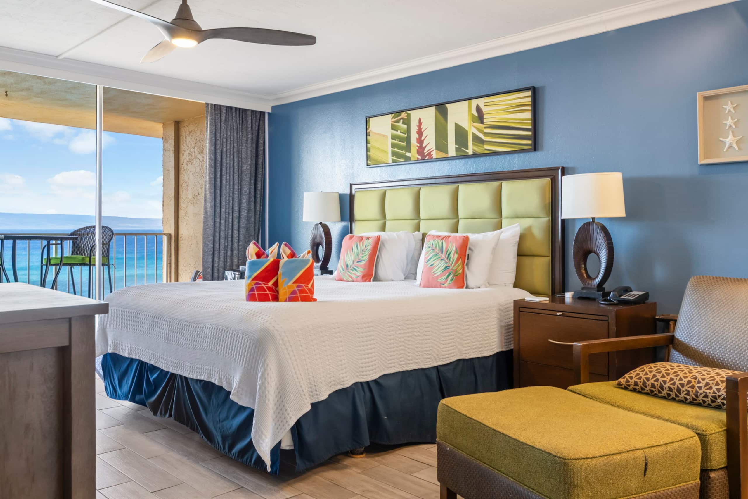 Condo in Lahaina · ★4.92 · Studio · 1 bath - Image 10