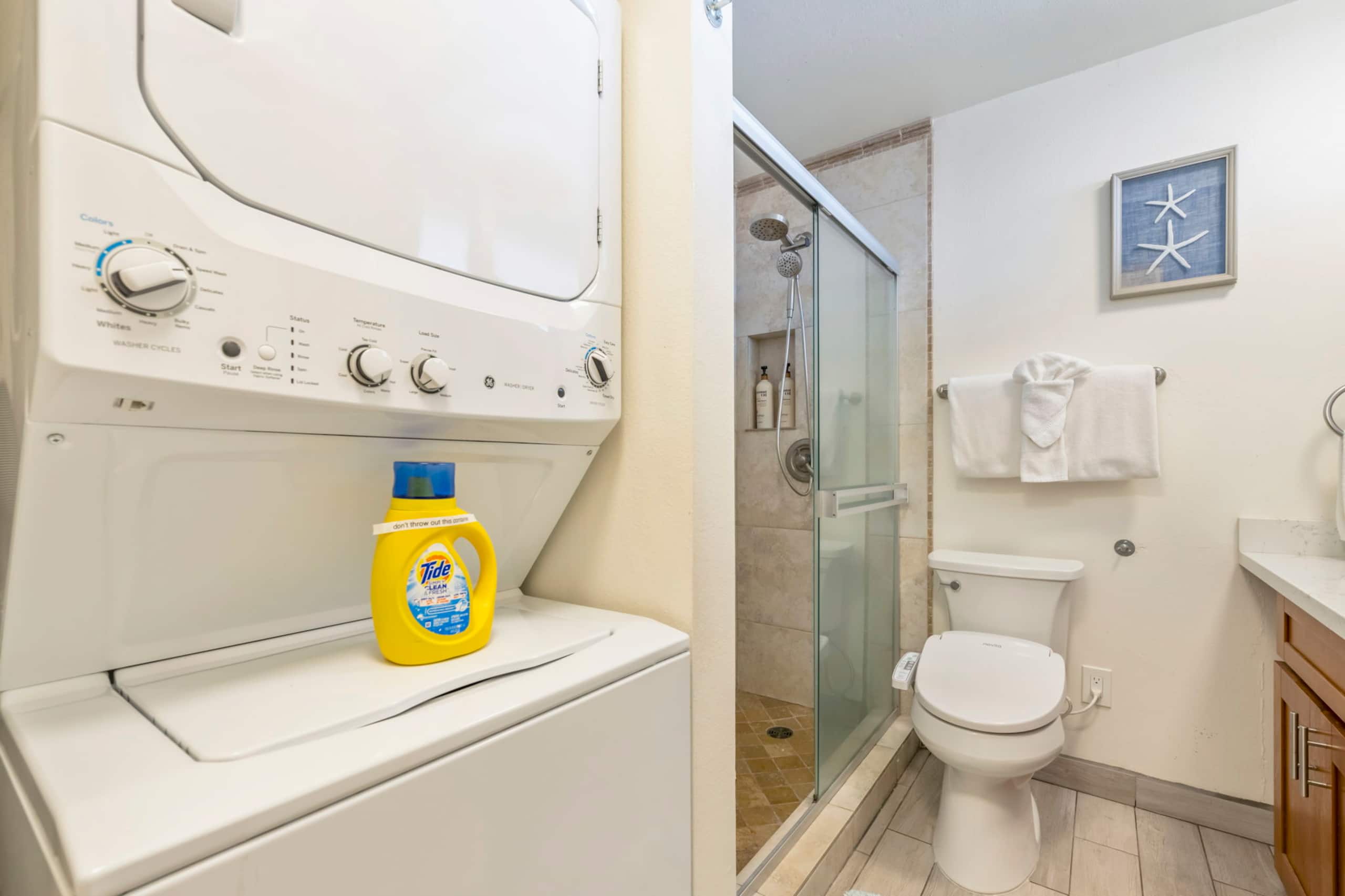 Condo in Lahaina · ★4.92 · Studio · 1 bath - Image 26