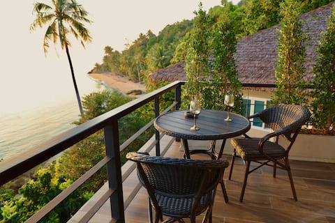 Stunning Sunset Beachfront Jungle Apartment Rm 3