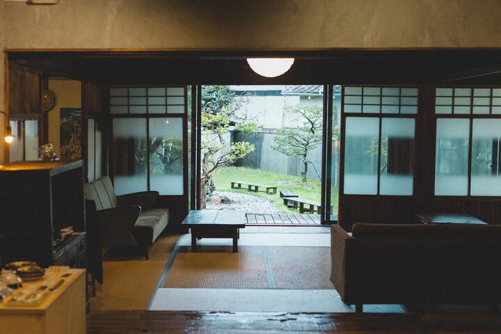 Twin Bed Tatami Room ｜Near Ghibli Park - Toki