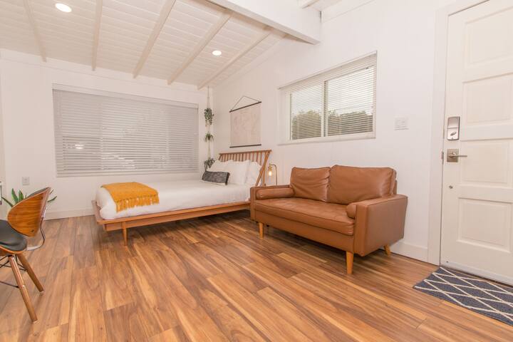 Light Airy Private Studio Apt 15 Mins To Ocean Apartments For Rent In San Diego California United States