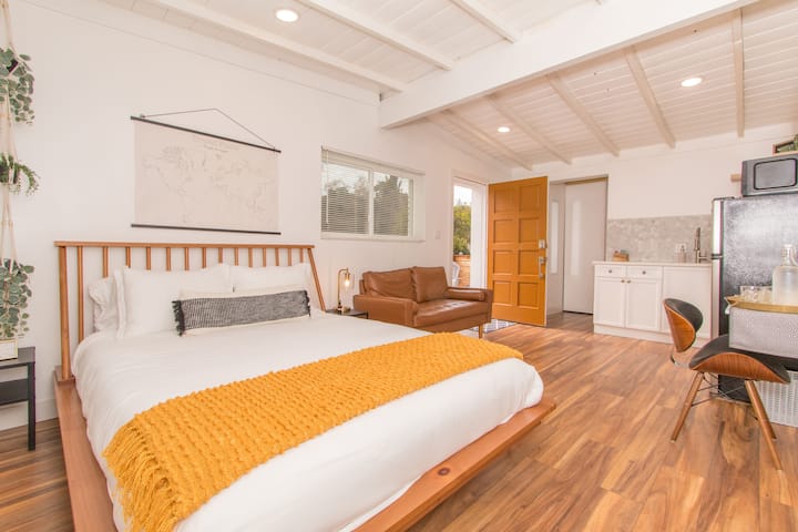 Light Airy Private Studio Apt 15 Mins To Ocean Apartments For Rent In San Diego California United States