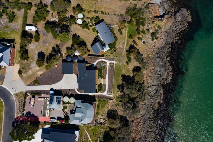 Freycinet Coastal Retreat gallery image 3