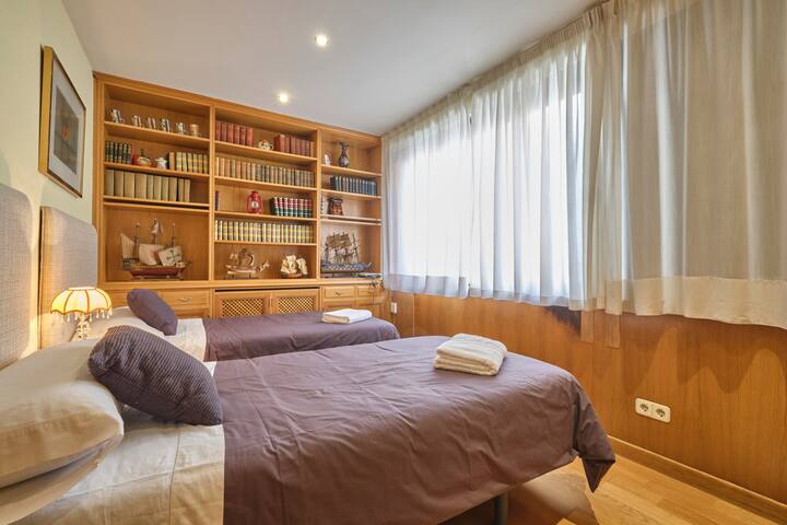 (8)Avda. America/Cartagena gallery image 5