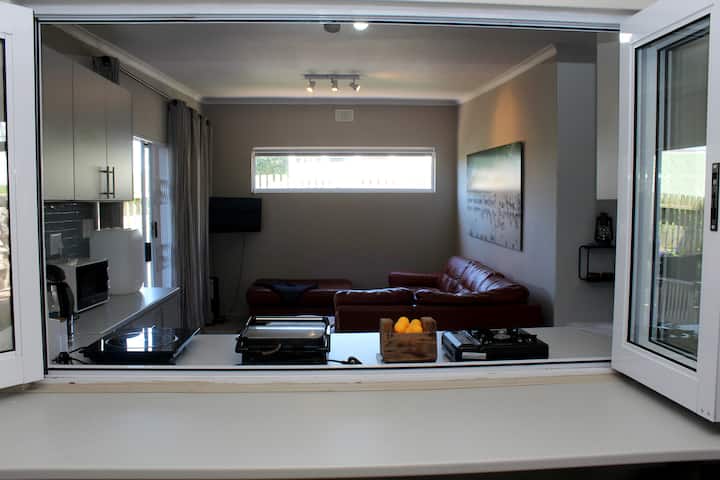 Cloud 9 : Where You Can Daydream - Kenton-on-Sea