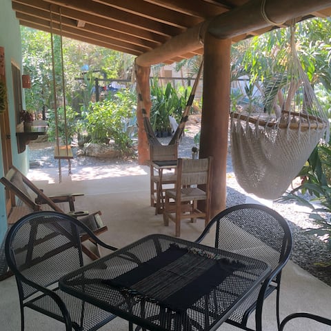 Airbnb con mejor rendimiento: Casa Chilli 1, Full 1 bedroom apartment with pool en Guerrero