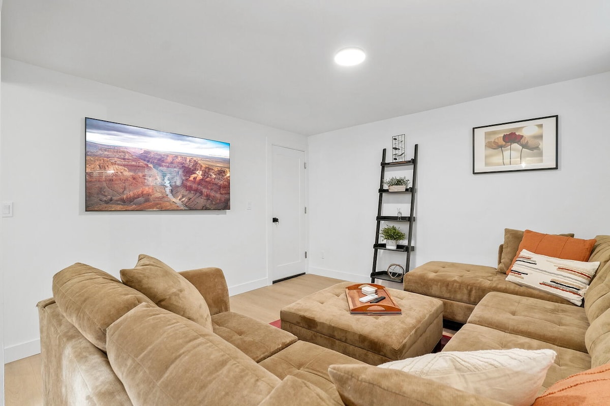 Fully Remodeled, near UW & Children’s Orthopedic