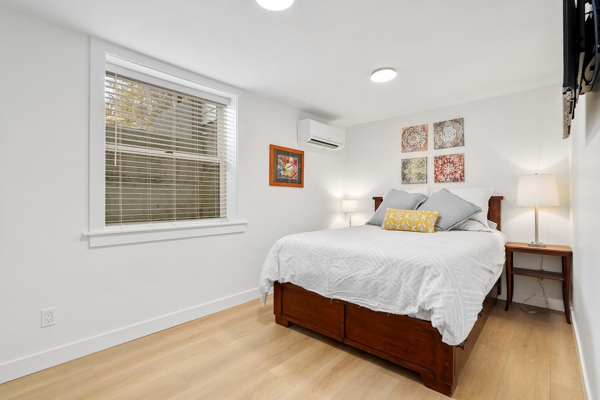 Fully Remodeled, near UW & Children’s Orthopedic